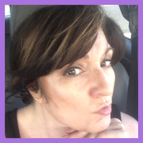 ♥️♥️♥️Hi Posh Friend! Thanks for stopping by Nice to see you here♥️♥️♥️ - Picture 13 of 13